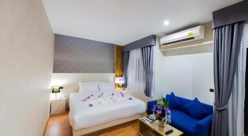 Gt Residence Hotel Бурирам Екстериор снимка
